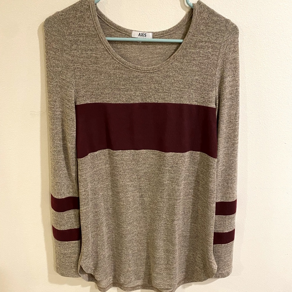 Flared top in size small.